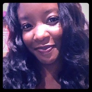 Meet your Posher, Sheena